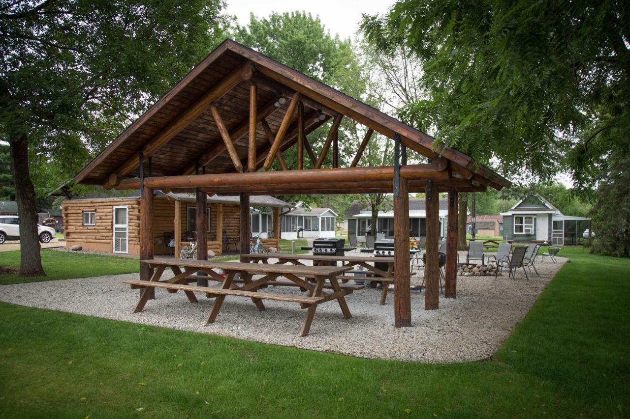 Big River Escape Riverside Cabins Buffalo City Екстериор снимка
