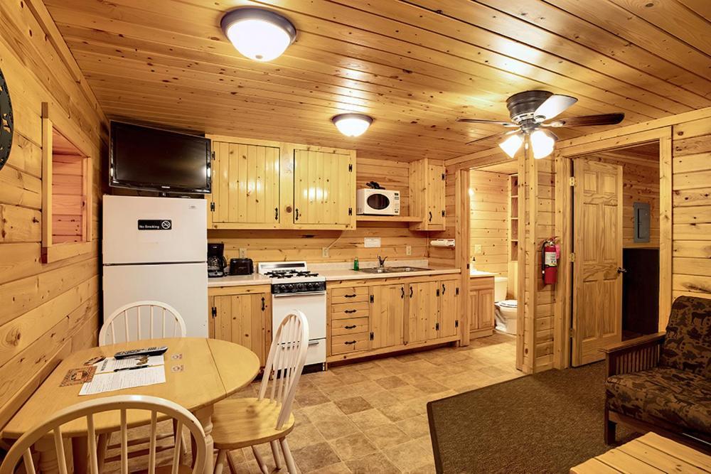 Big River Escape Riverside Cabins Buffalo City Екстериор снимка