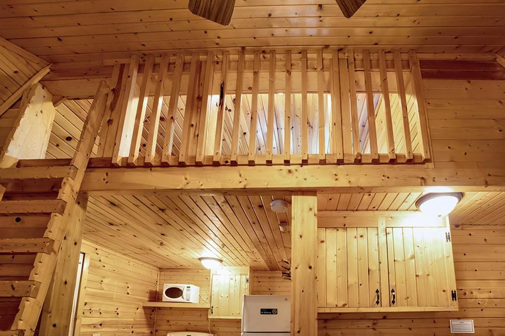 Big River Escape Riverside Cabins Buffalo City Екстериор снимка