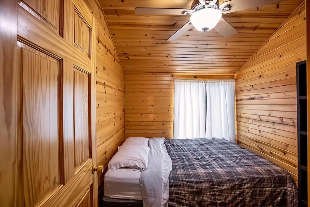 Big River Escape Riverside Cabins Buffalo City Екстериор снимка