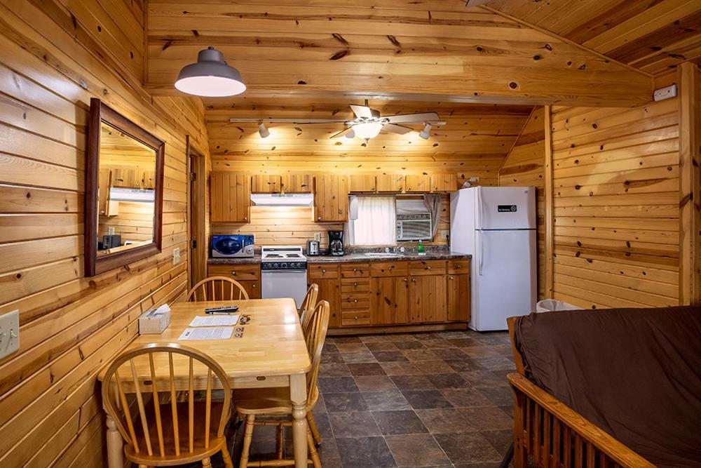 Big River Escape Riverside Cabins Buffalo City Екстериор снимка