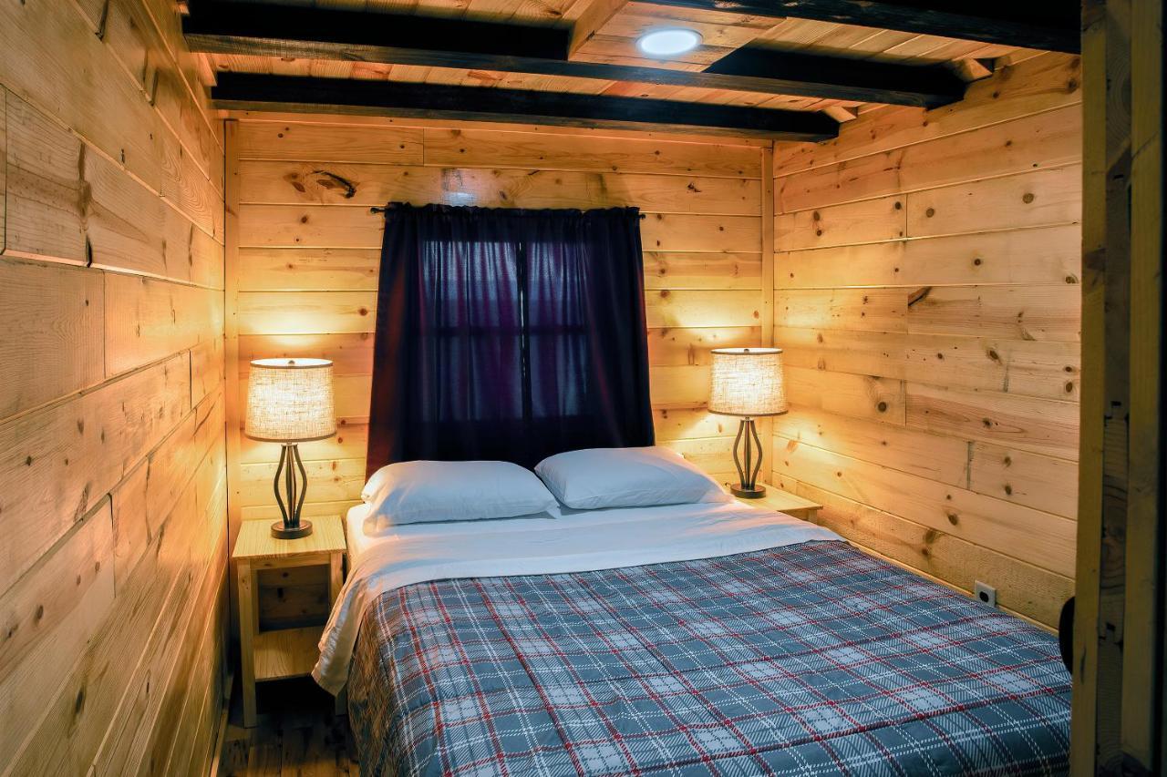 Big River Escape Riverside Cabins Buffalo City Екстериор снимка